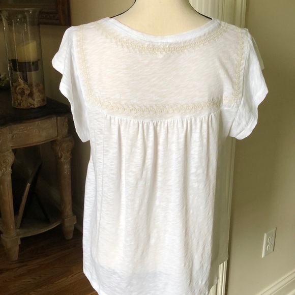 GAP Embroidered Tee w/ruffle cap sleeves - Picture 3 of 7